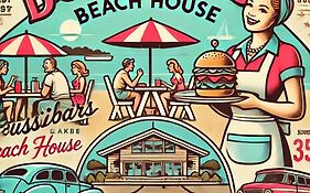 Strandhaus Am Woerthersee